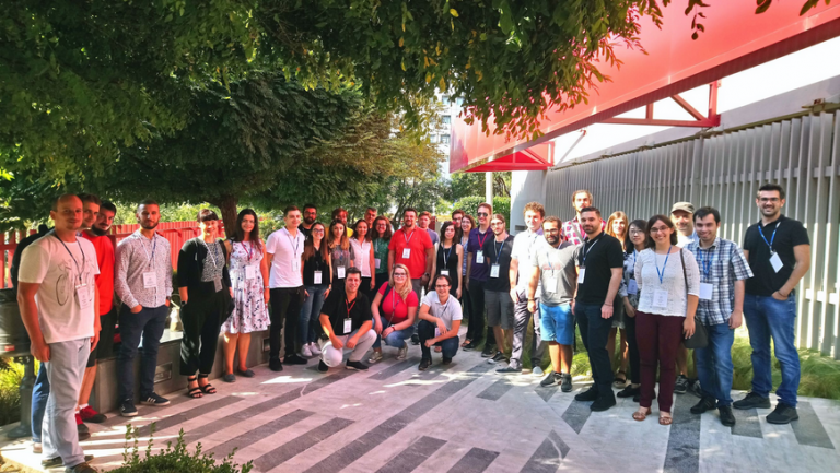 Training school: Large-Scale Data Mining and Machine Learning for Big Data Analytics