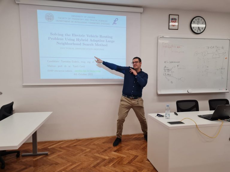 A member of the department of ITS successfully defended his Ph.D. thesis