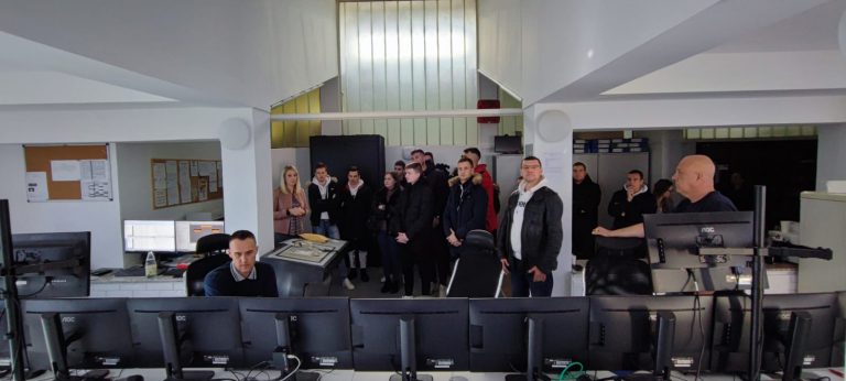 Studenti Fakulteta prometnih znanosti posjetili su Regionalni centar za nadzor i upravljanje prometom na autocestama Ivanja Reka